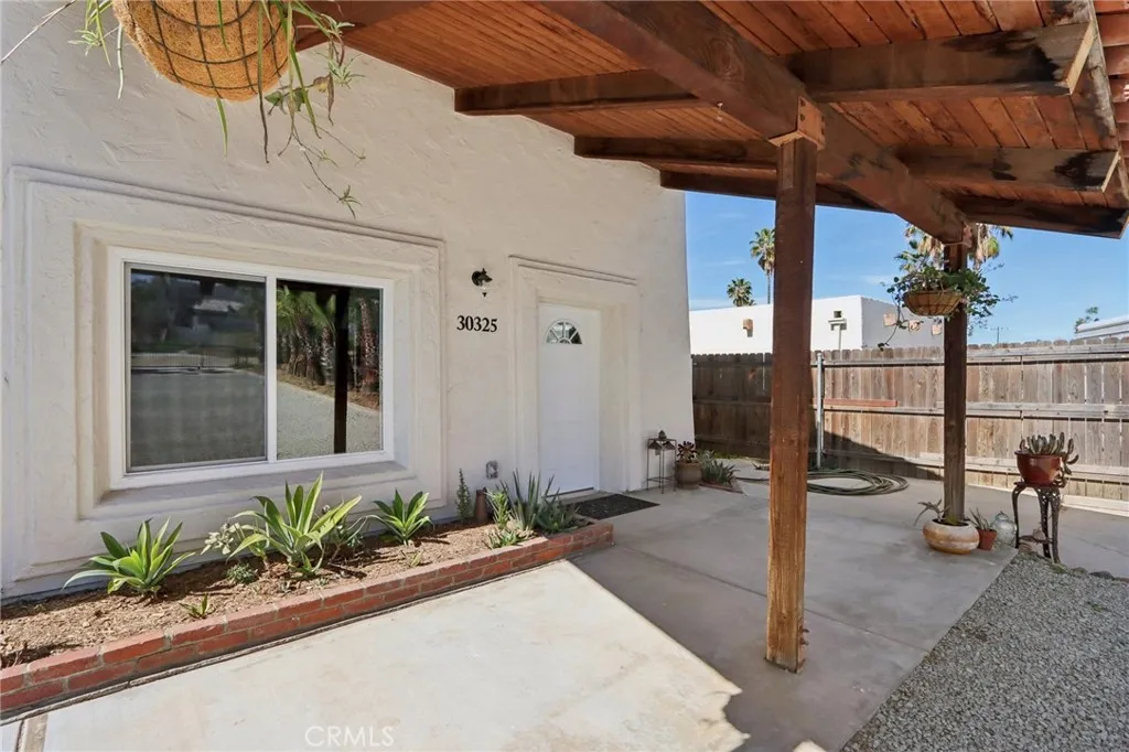 30325 San Jacinto, Hemet, California 92543 home-pic-3