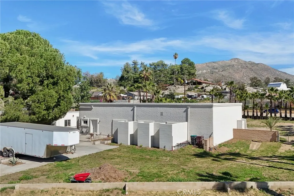 30325 San Jacinto, Hemet, California 92543 home-pic-37