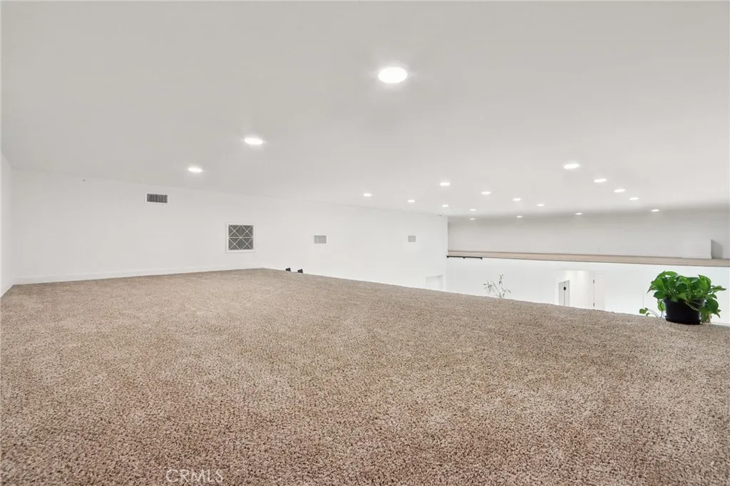 30325 San Jacinto, Hemet, California 92543 home-pic-18