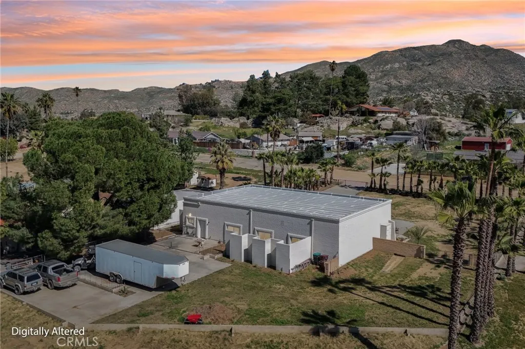 30325 San Jacinto, Hemet, California 92543 home-pic-1
