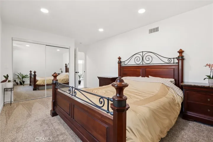 30325 San Jacinto, Hemet, California 92543