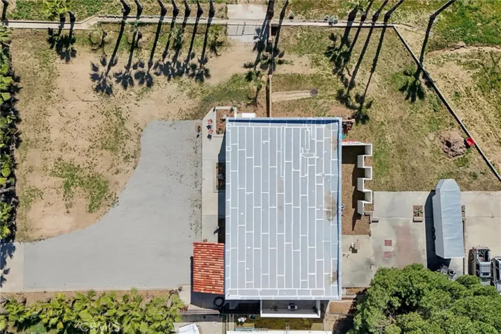 30325 San Jacinto, Hemet, California 92543