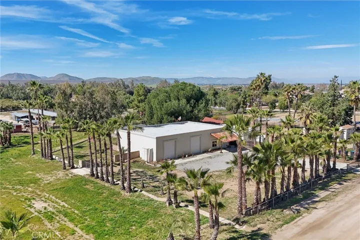 30325 San Jacinto, Hemet, California 92543