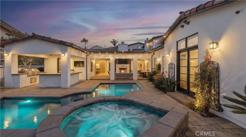 44 Drakes Bay Drive, Corona Del Mar, California 92625