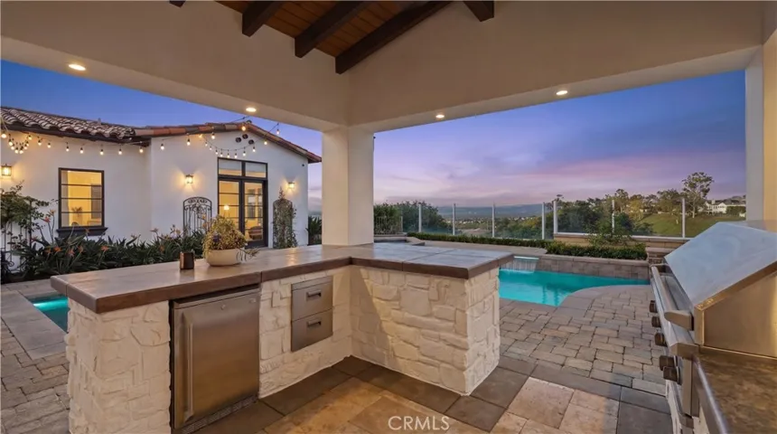 44 Drakes Bay Drive, Corona Del Mar, California 92625