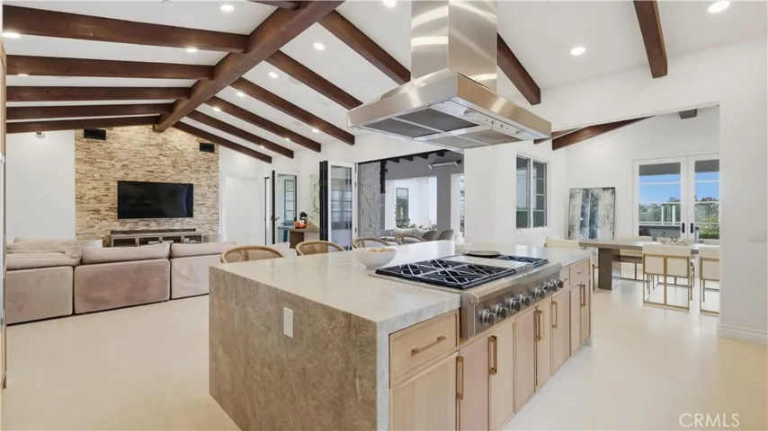 44 Drakes Bay Drive, Corona Del Mar, California 92625