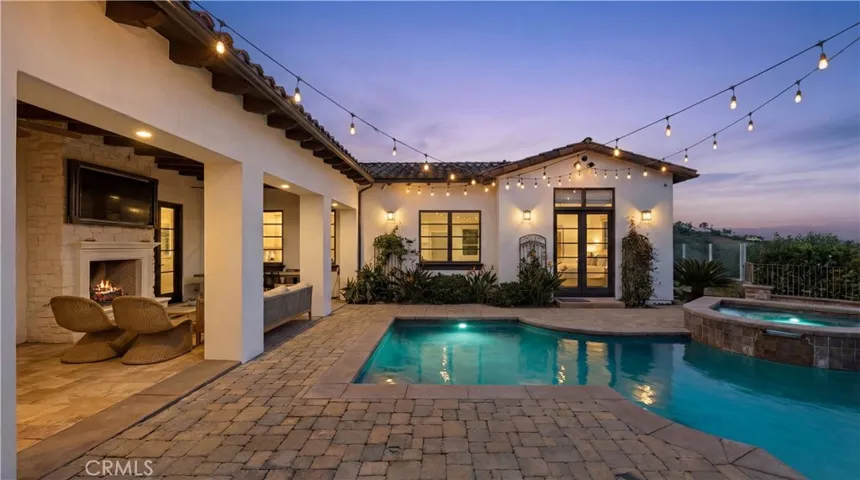 44 Drakes Bay Drive, Corona Del Mar, California 92625