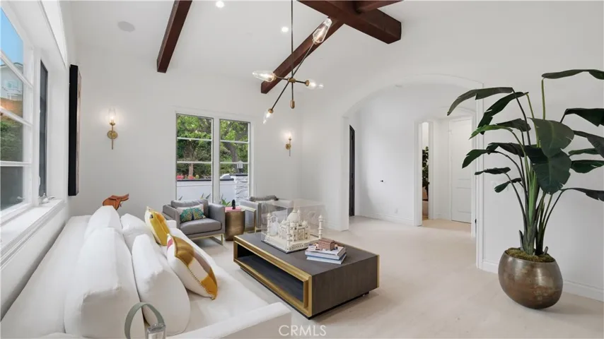 44 Drakes Bay Drive, Corona Del Mar, California 92625