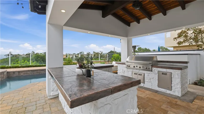 44 Drakes Bay Drive, Corona Del Mar, California 92625