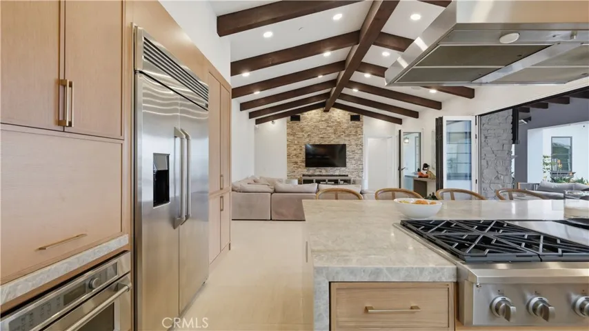 44 Drakes Bay Drive, Corona Del Mar, California 92625
