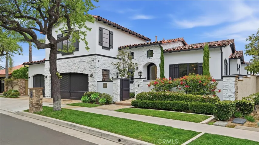 44 Drakes Bay Drive, Corona Del Mar, California 92625
