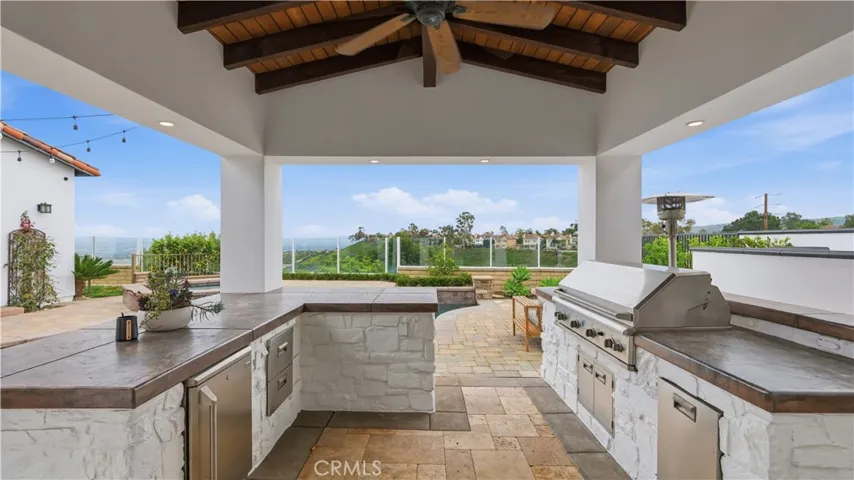 44 Drakes Bay Drive, Corona Del Mar, California 92625
