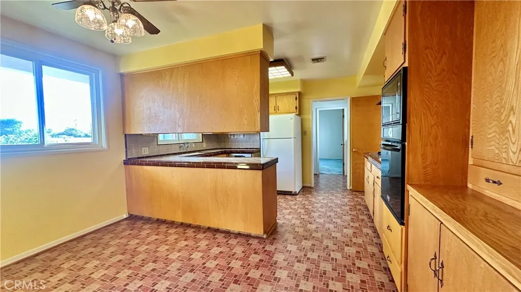 17439 Donmetz Street, Granada Hills, California 91344 home-pic-10