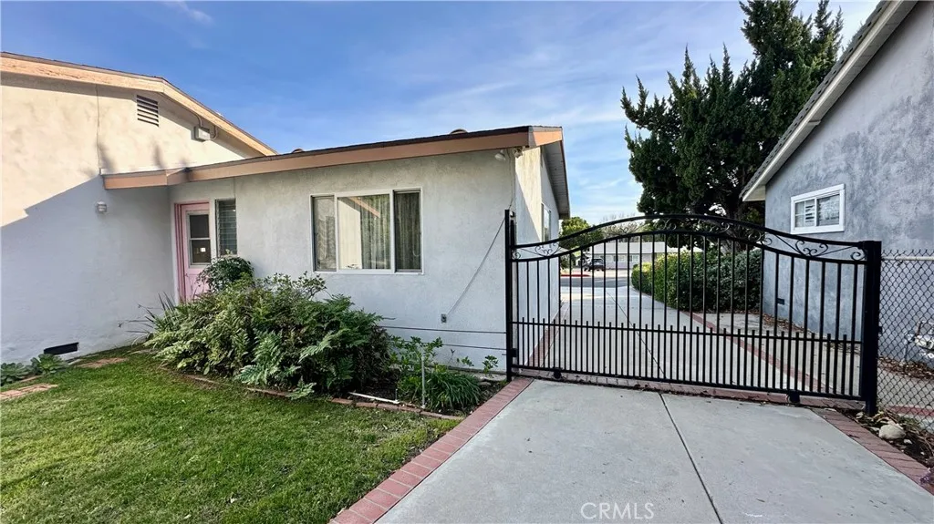 17439 Donmetz Street, Granada Hills, California 91344 home-pic-30