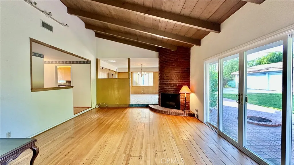 17439 Donmetz Street, Granada Hills, California 91344 home-pic-5