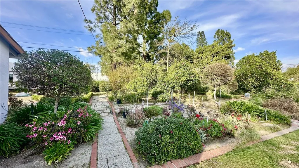17439 Donmetz Street, Granada Hills, California 91344 home-pic-33