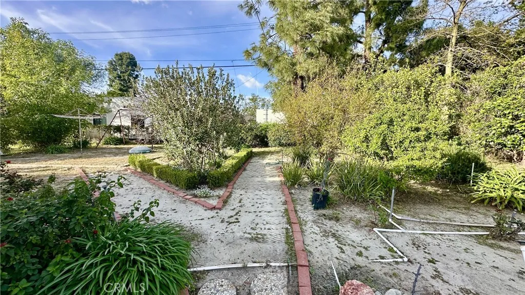17439 Donmetz Street, Granada Hills, California 91344 home-pic-35