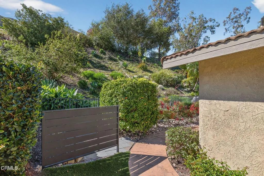 6390 San Como Lane, Camarillo, California 93012 home-pic-41