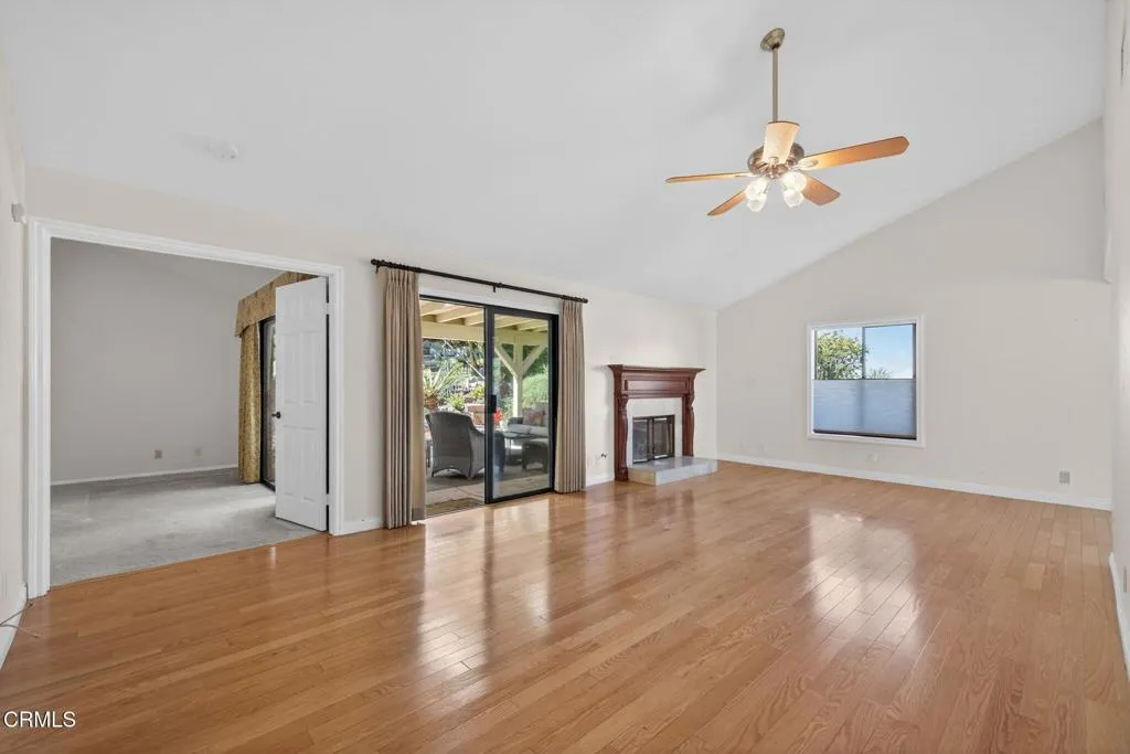 6390 San Como Lane, Camarillo, California 93012 home-pic-7