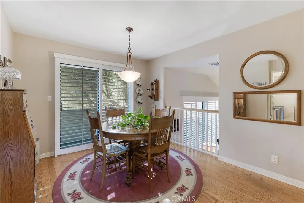 5757 Owensmouth Avenue 20, Woodland Hills, California 91367 home-pic-14