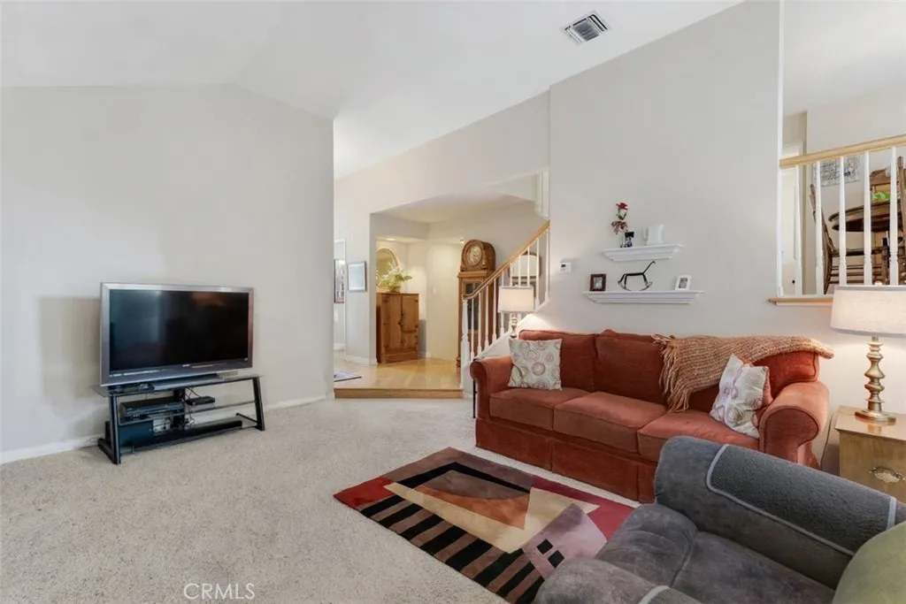 5757 Owensmouth Avenue 20, Woodland Hills, California 91367 home-pic-12