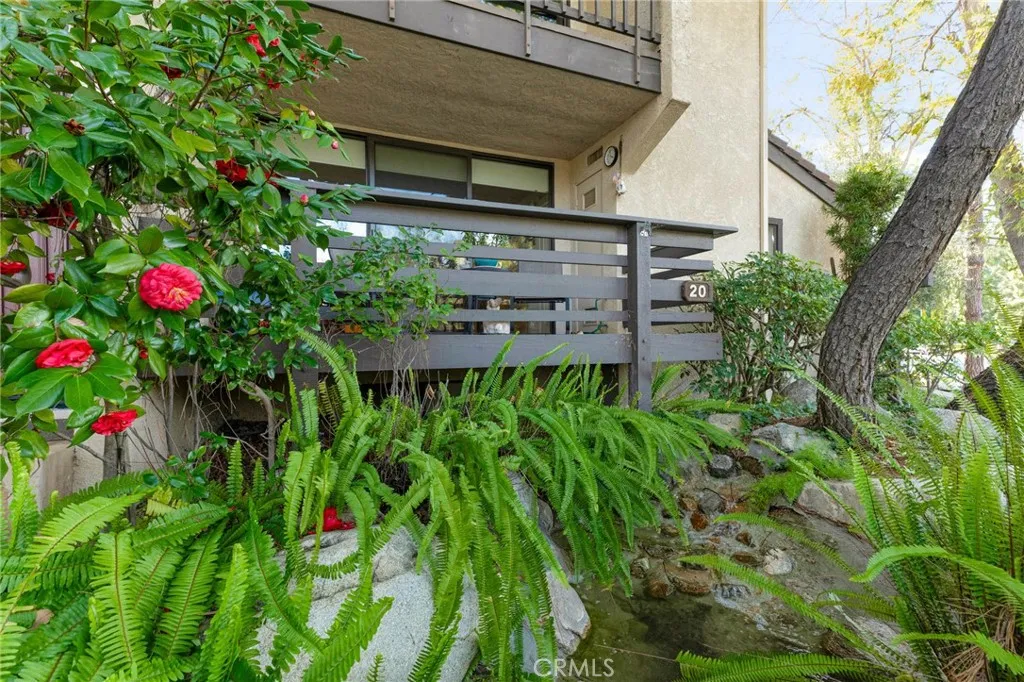 5757 Owensmouth Avenue 20, Woodland Hills, California 91367 home-pic-28