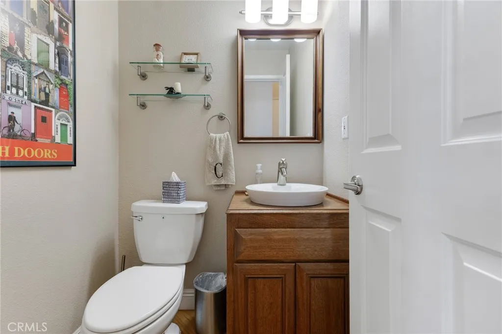 5757 Owensmouth Avenue 20, Woodland Hills, California 91367 home-pic-6