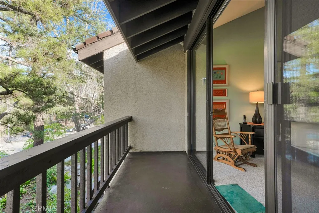 5757 Owensmouth Avenue 20, Woodland Hills, California 91367 home-pic-34