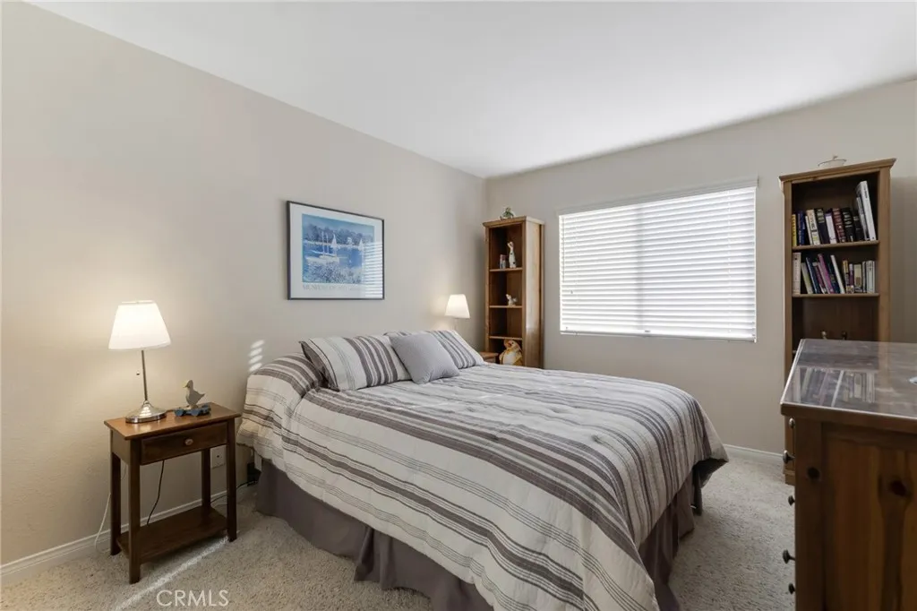 5757 Owensmouth Avenue 20, Woodland Hills, California 91367 home-pic-41