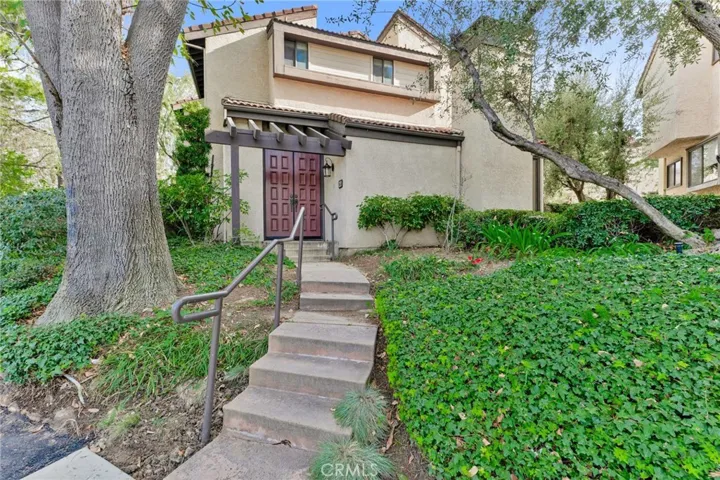 5757 Owensmouth Avenue 20, Woodland Hills, California 91367