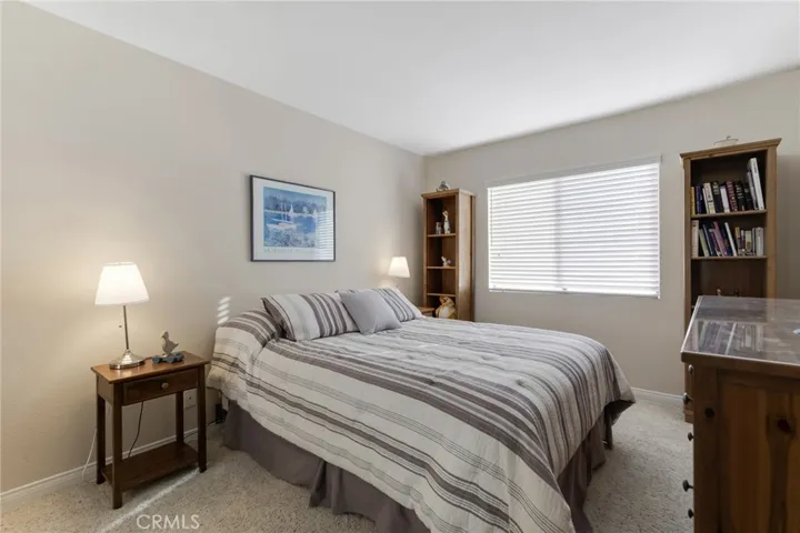 5757 Owensmouth Avenue 20, Woodland Hills, California 91367