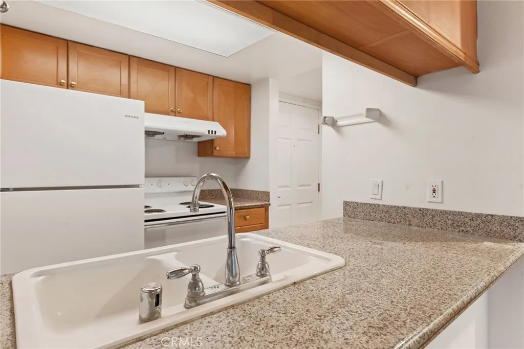 111 Marguerita, Monterey Park, California 91754 home-pic-6
