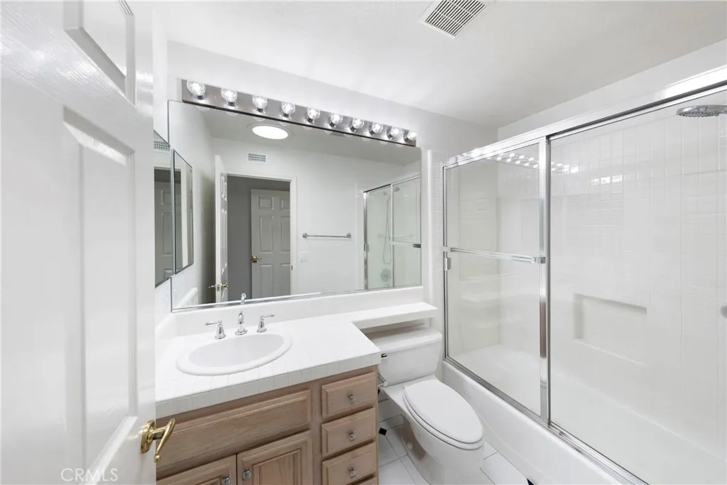 28 Brigmore Aisle, Irvine, California 92603 home-pic-33