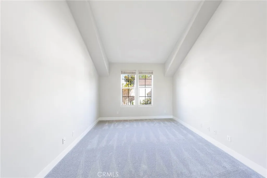 28 Brigmore Aisle, Irvine, California 92603 home-pic-32