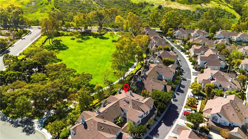 Aerial view of 28 Brigmore Aisle.