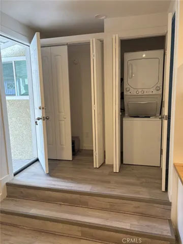 Studio closet with washer/dryer