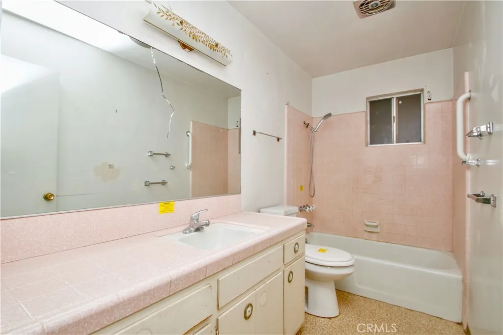 7380 Dumosa, Yucca Valley, California 92284 home-pic-20