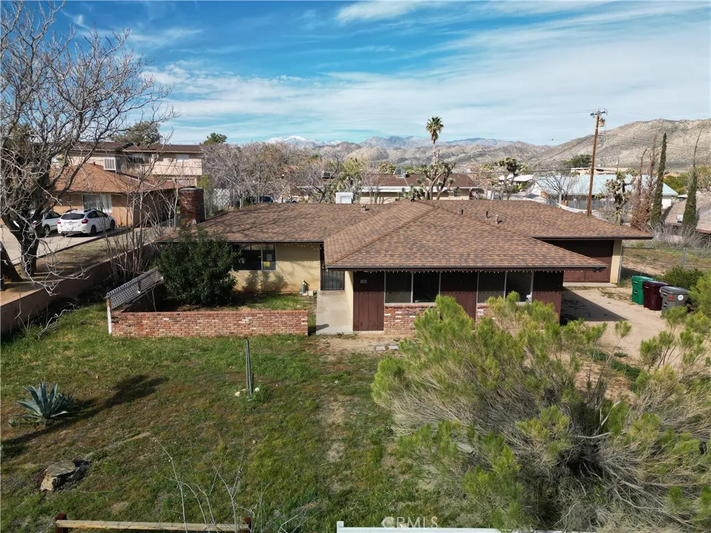 7380 Dumosa, Yucca Valley, California 92284 home-pic-25