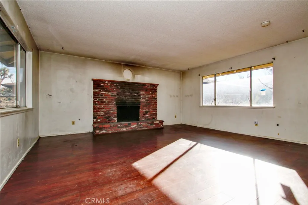 7380 Dumosa, Yucca Valley, California 92284 home-pic-14