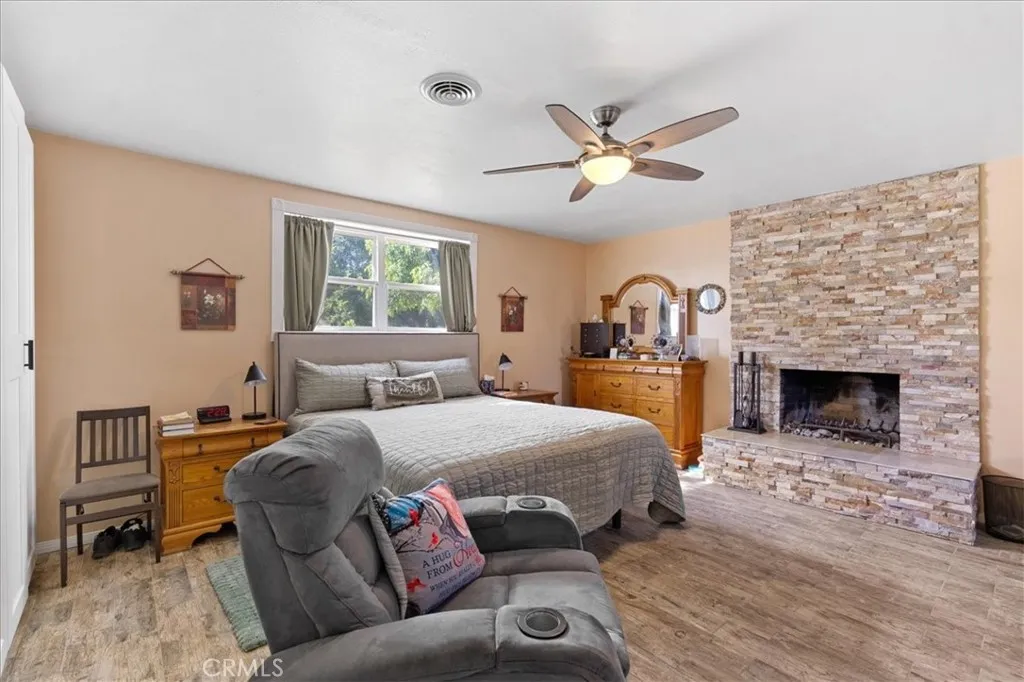 16470 Upland, Fontana, California 92335 home-pic-27