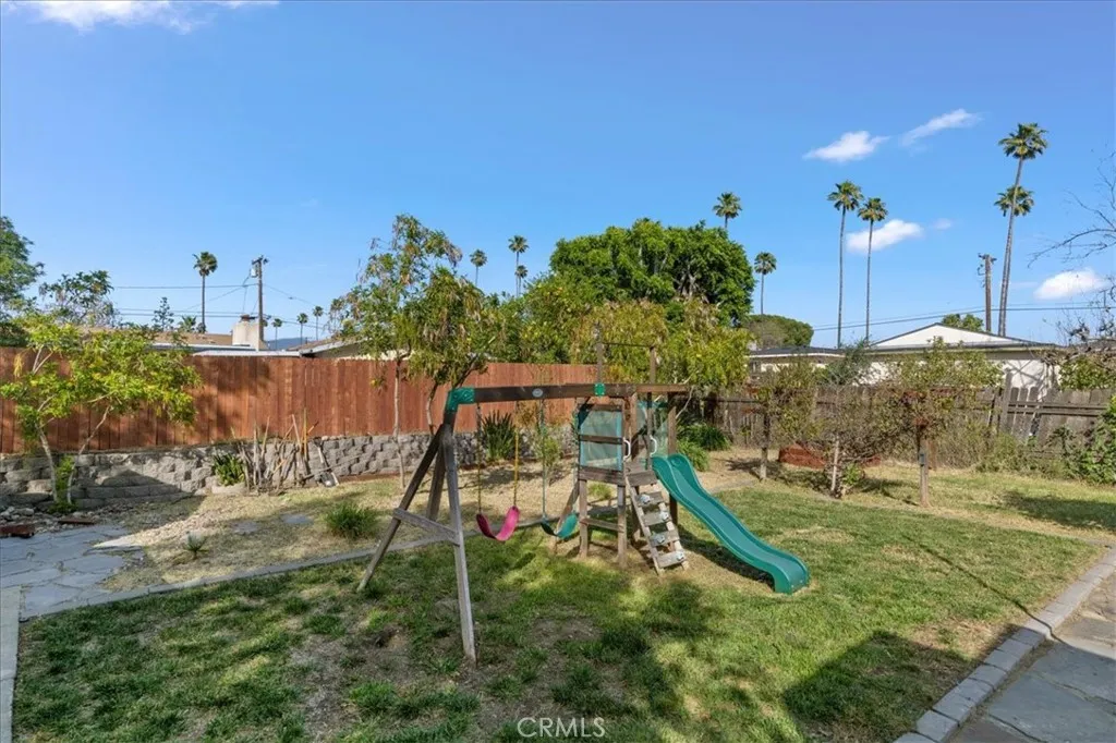 16470 Upland, Fontana, California 92335 home-pic-32