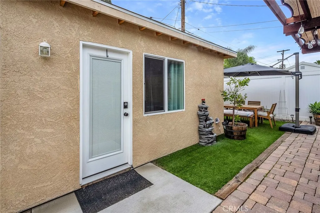 16142 Haynes, Van Nuys, California 91406 home-pic-30