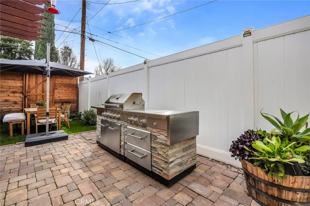 16142 Haynes, Van Nuys, California 91406 home-pic-28