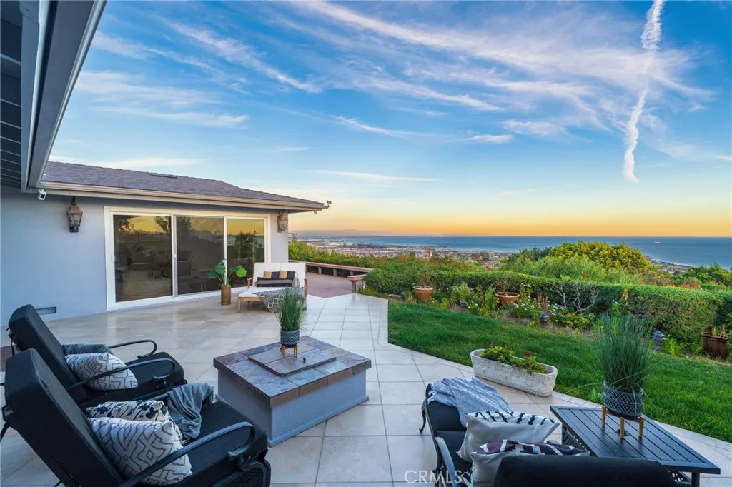 3226 Corinna, Rancho Palos Verdes, California 90275 home-pic-2
