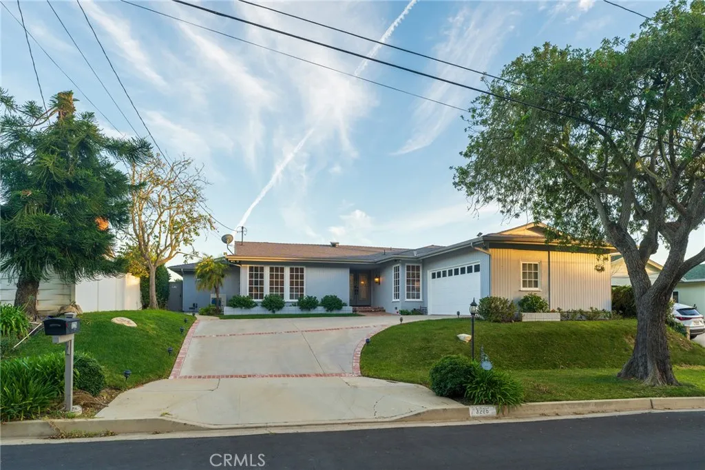 3226 Corinna, Rancho Palos Verdes, California 90275 home-pic-4