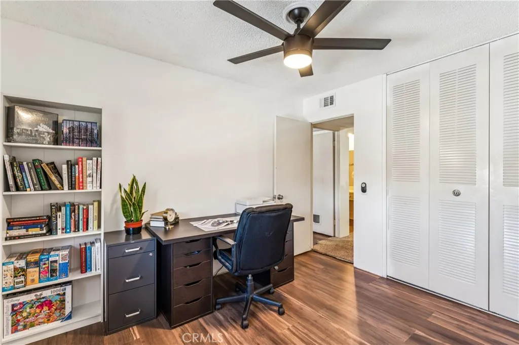 135 E Cypress Avenue, Redlands, California 92373 home-pic-32