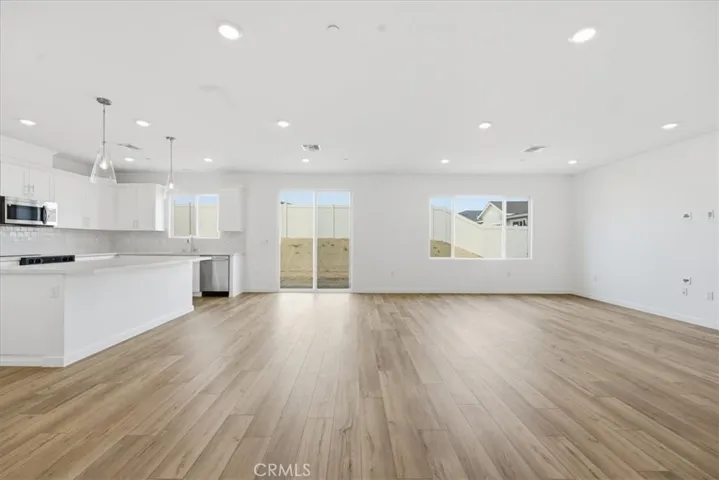 42957 56th Street W, Lancaster, California 93536