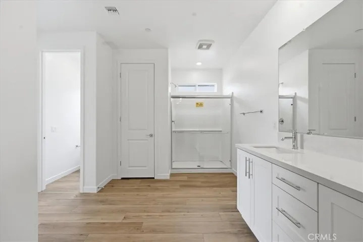 42957 56th Street W, Lancaster, California 93536