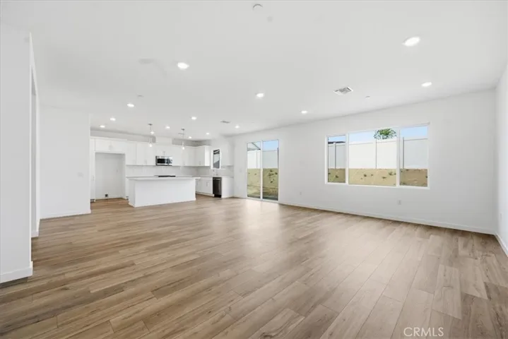 42957 56th Street W, Lancaster, California 93536