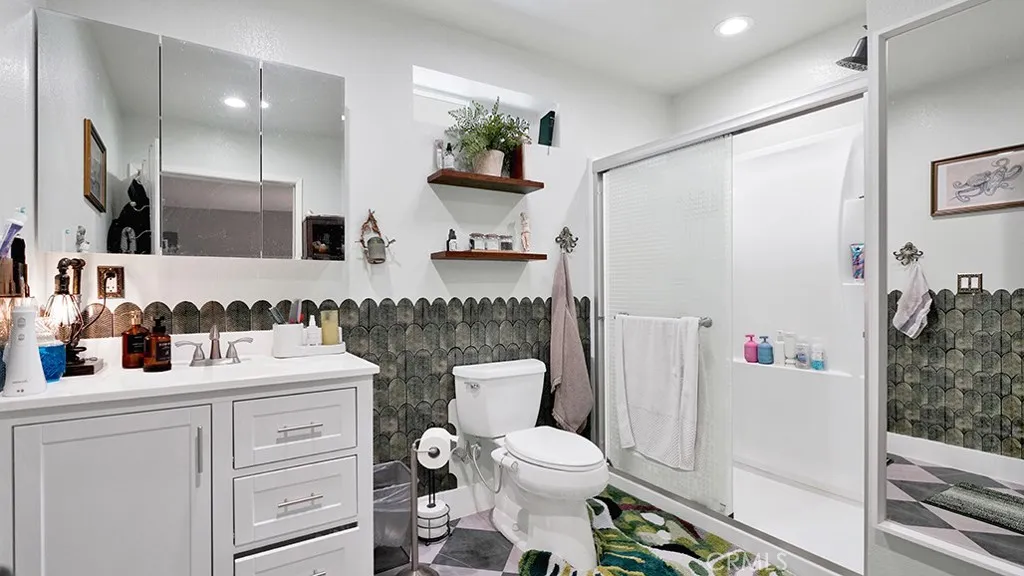 716 N Harbor, Anaheim, California 92805 home-pic-7
